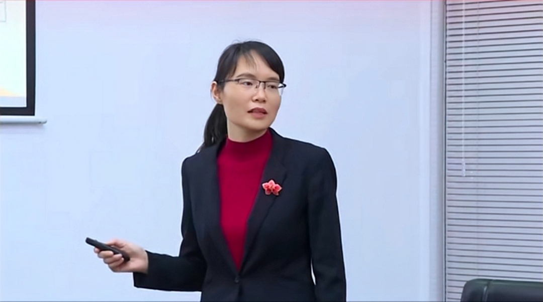 丁博宣讲会4楼会议室.png